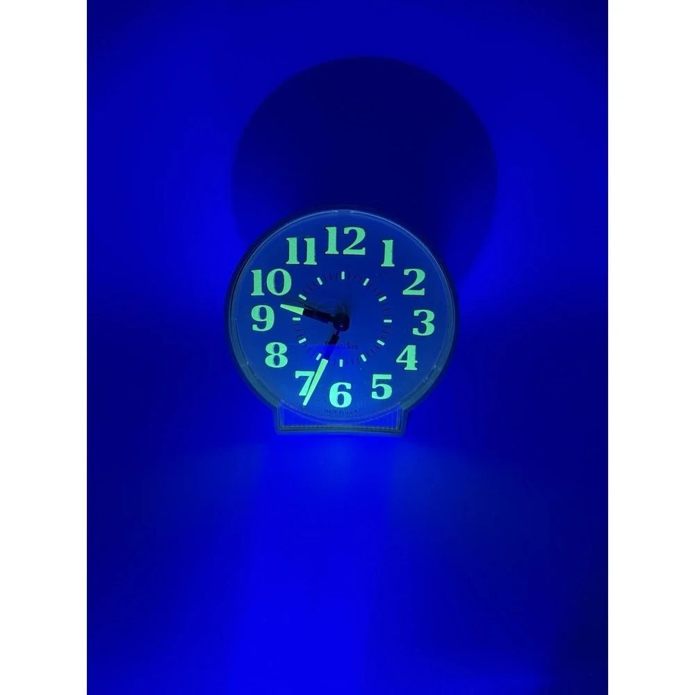 Vintage White Westclox Wind Up Alarm Clock Glow In The Dark Turquoise Numbers